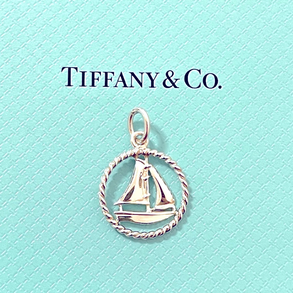 Tiffany sailboat charm - Picture 2 of 4